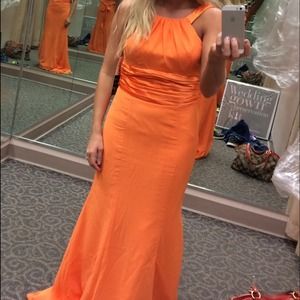 ,size 2 fits 100lbs or less and 5' tall slip inclu