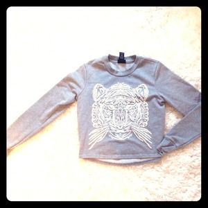 Heather gray crop lion sweater!!!