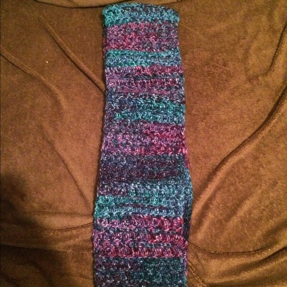 Scarf - Picture 2 of 2