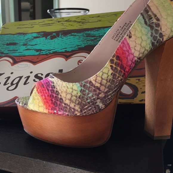 Price drop 👠Heels open toe so cute price drop