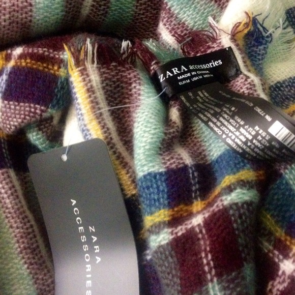 *keeping for now*NEW Zara Blanket Scarf - Picture 3 of 3
