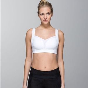 Lulu Lemon Tata Tamer 36D in White & Black