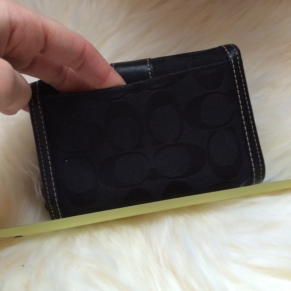 SOLD @SARASMILE28 - Picture 3 of 3