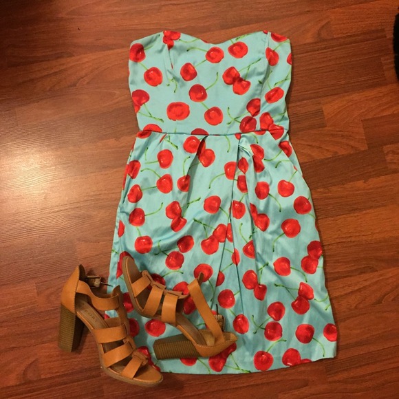 Strapless Blue Cherry Dress🍒🍒