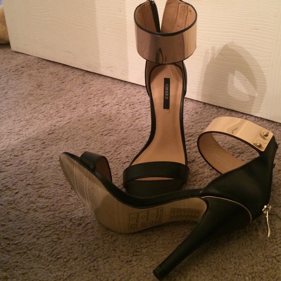 Shoes - Picture 1 of 2