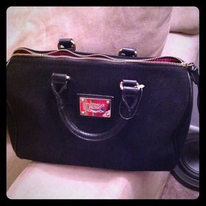 victoria secret black speedy bag