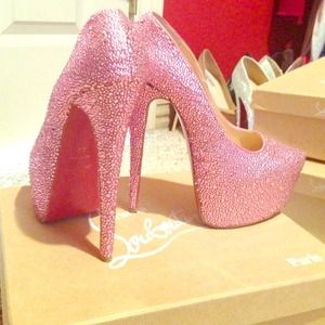 NWOT - Inspired Christian Louboutin High Heels