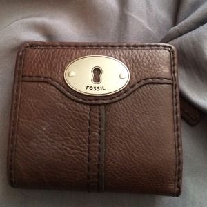 Brown Fossil Wallet👜