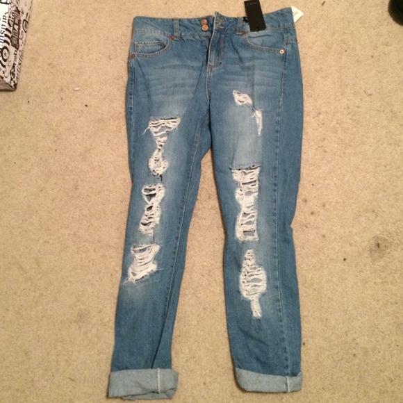 light wash ripped boyfriend jeans