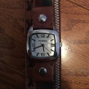 Fossil interchangeable band and watch face