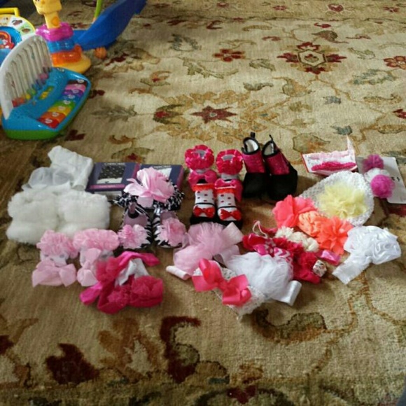 Baby girl items 0-6 months