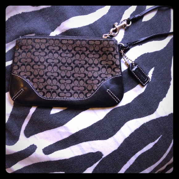 Coach wristlet- black great condition