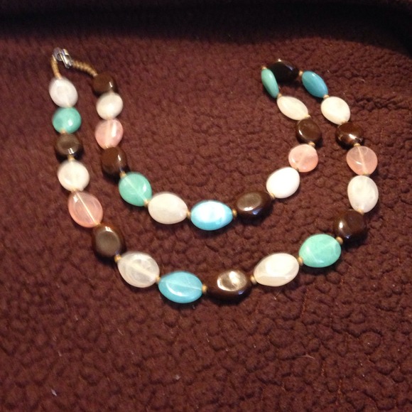 Fun necklace - Picture 2 of 2