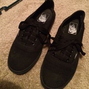 Vans black