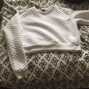 White Long sleeve crop top sweater