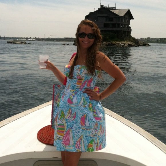 Lilly Pulitzer you gotta regatta dress no trades! - Picture 2 of 3
