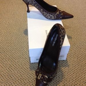 SALE Leopard Print Suede w/ Leather Toe  Sz 7 1/2