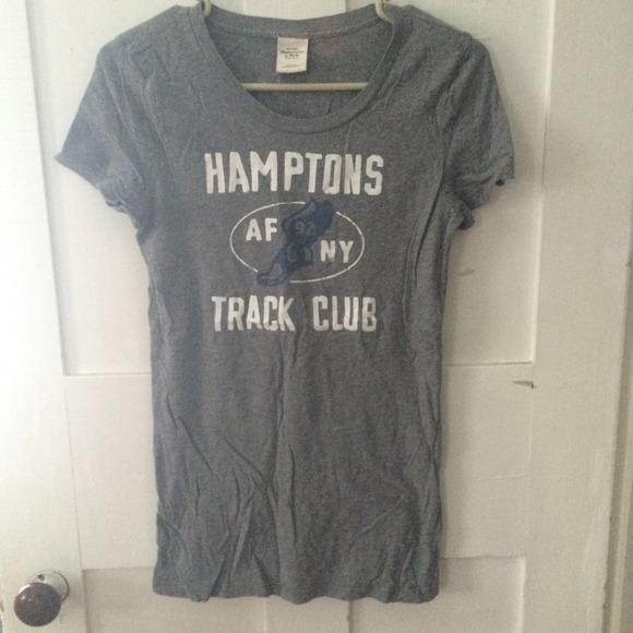 Abercrombie and Fitch athletic shirt - Picture 1 of 2