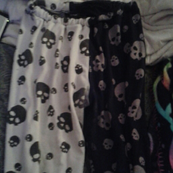 Split black and white leggings