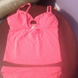 Coral Michael Kors size 10 tankini