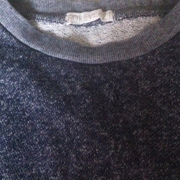 Crop sweater - Picture 2 of 3