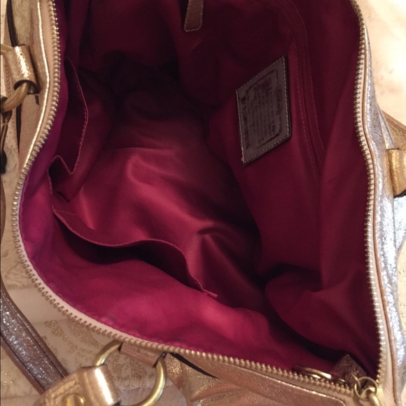 Coach Bag - Picture 2 of 2