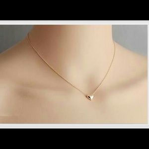 *** SOLD *** Heart necklace NWT