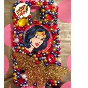 Galaxy 5 Wonder Woman theme case