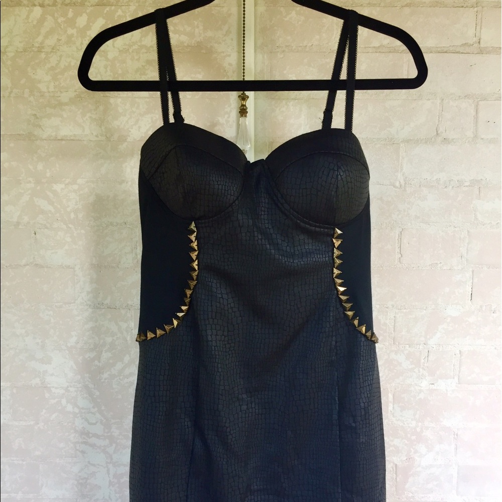 New Forever 21 black dress