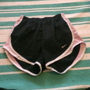Nike tempo running shorts