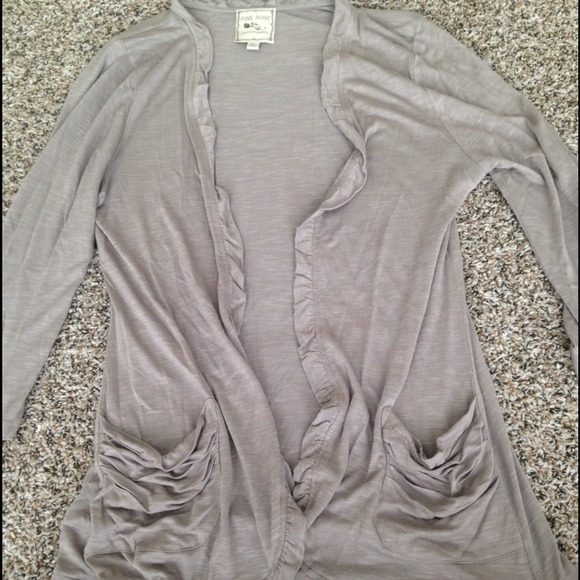 ⭐️NEW⭐️ tan medium length cardigan