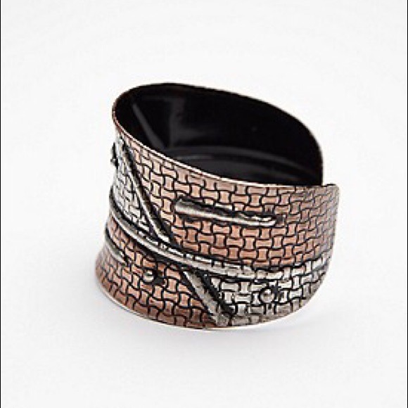 ❌Sold Out❌Free People Tarnished Cuff NWOT - Picture 2 of 4