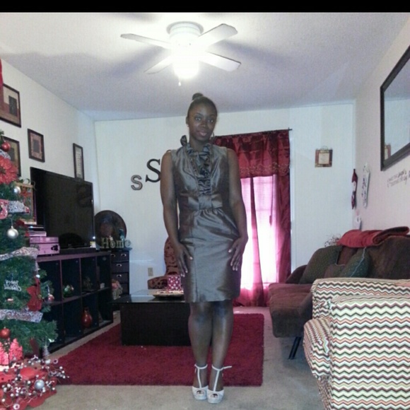 Brownie ruffle dress