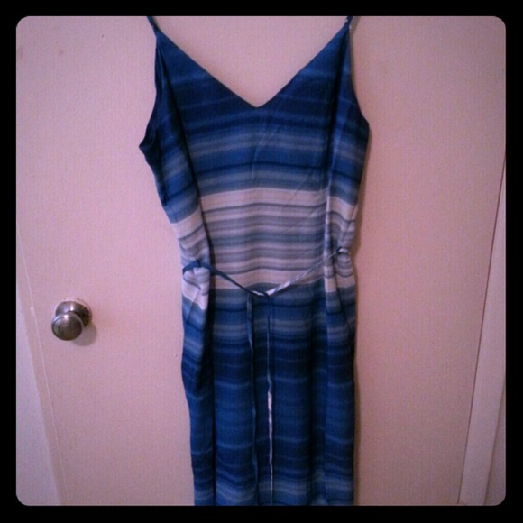 NWT. 3 Maxi dresses size M