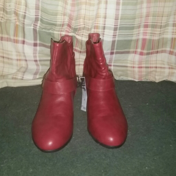 Sold - Picture 2 of 3