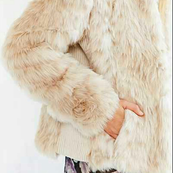 REDUCED faux fur jacket - Picture 2 of 4