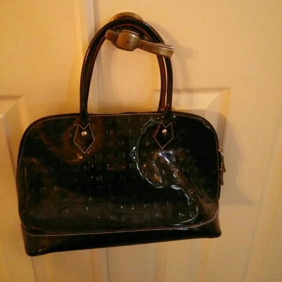 Arcadia black leather purse