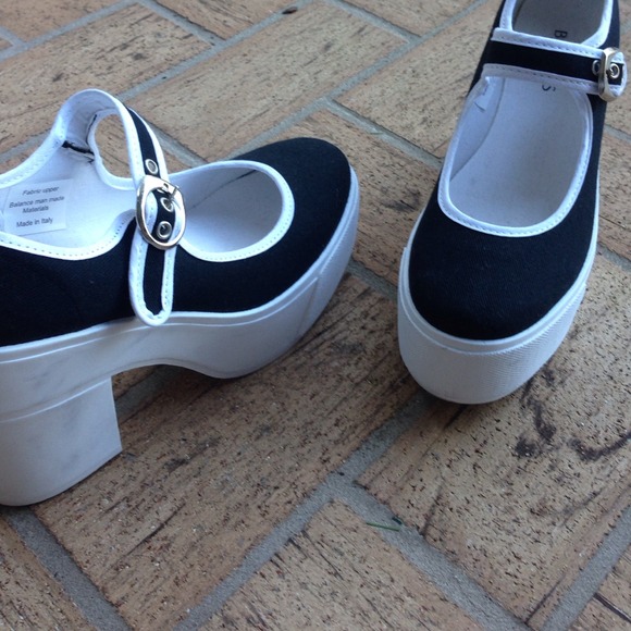 Bakers chunky saddle shoes - Picture 2 of 4