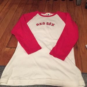 Ladies RED SOX shirt