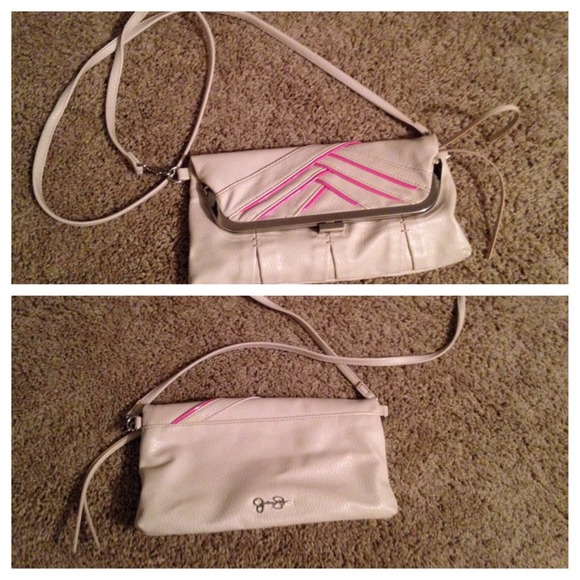 Jessica Simpson over the shoulder purse