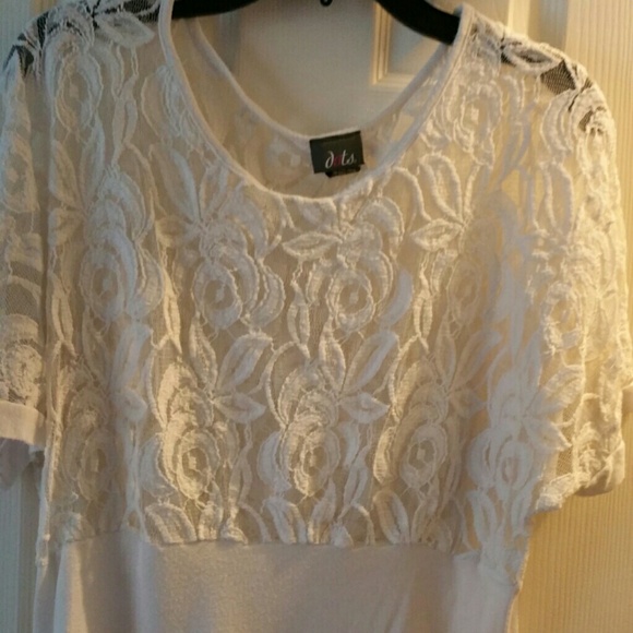 Cute lace white top