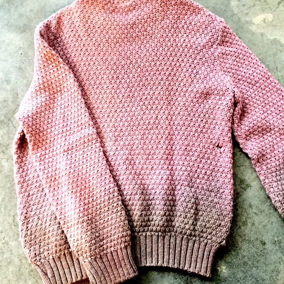 PM Editor's Pick 🎉🎉 LF Ragged Priest Sweater - Picture 3 of 4