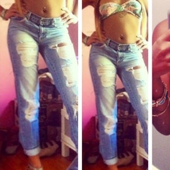XXI Blue ripped jeans - Picture 1 of 1