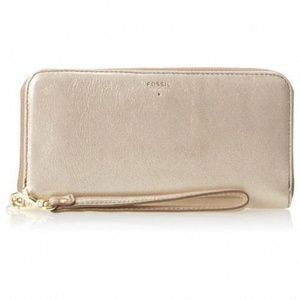 Sale!! Fossil Zip Clutch in Metallic!