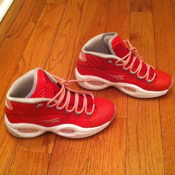 Valentine Reebok Questions - Picture 2 of 2