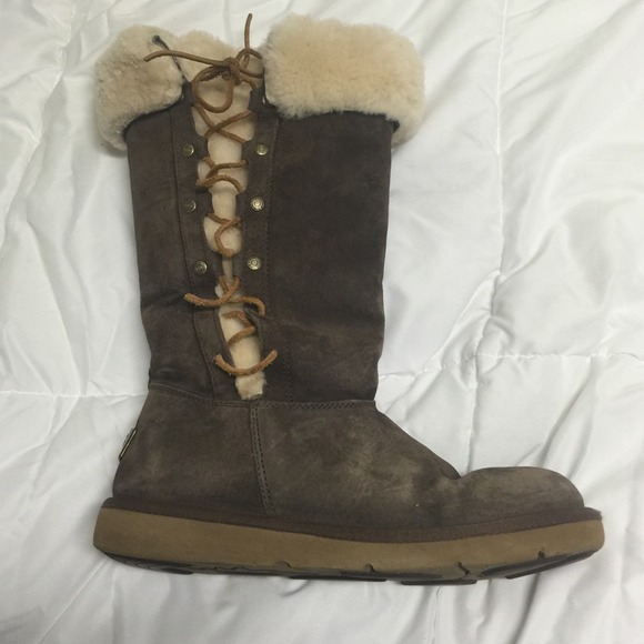 ❤️SOLD❤️ Uggs - Picture 1 of 3