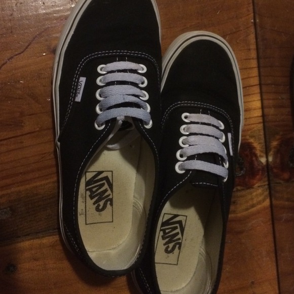 Vans - Picture 2 of 3