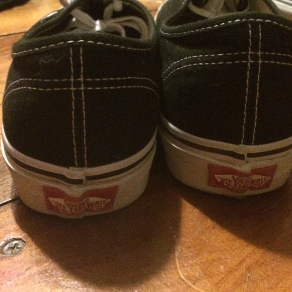 Vans - Picture 3 of 3