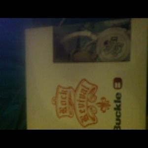 I have a pair of rock and revival head phones h