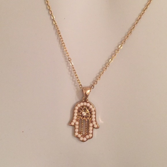 🚫SOLD🚫 Hamsa hand necklace - Picture 3 of 4